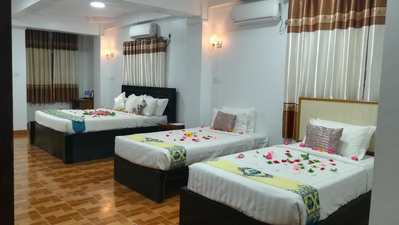 Golden Palace Hotel Пхаан Екстер'єр фото